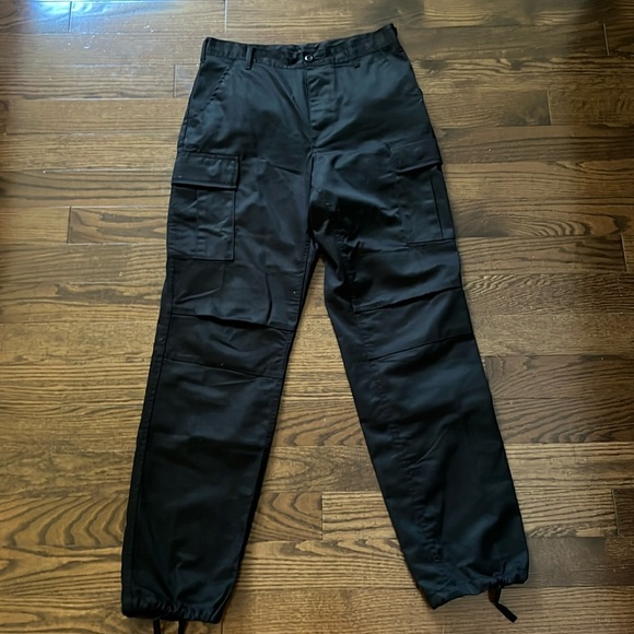 Local European Cargo Pants - Picture 2 of 4